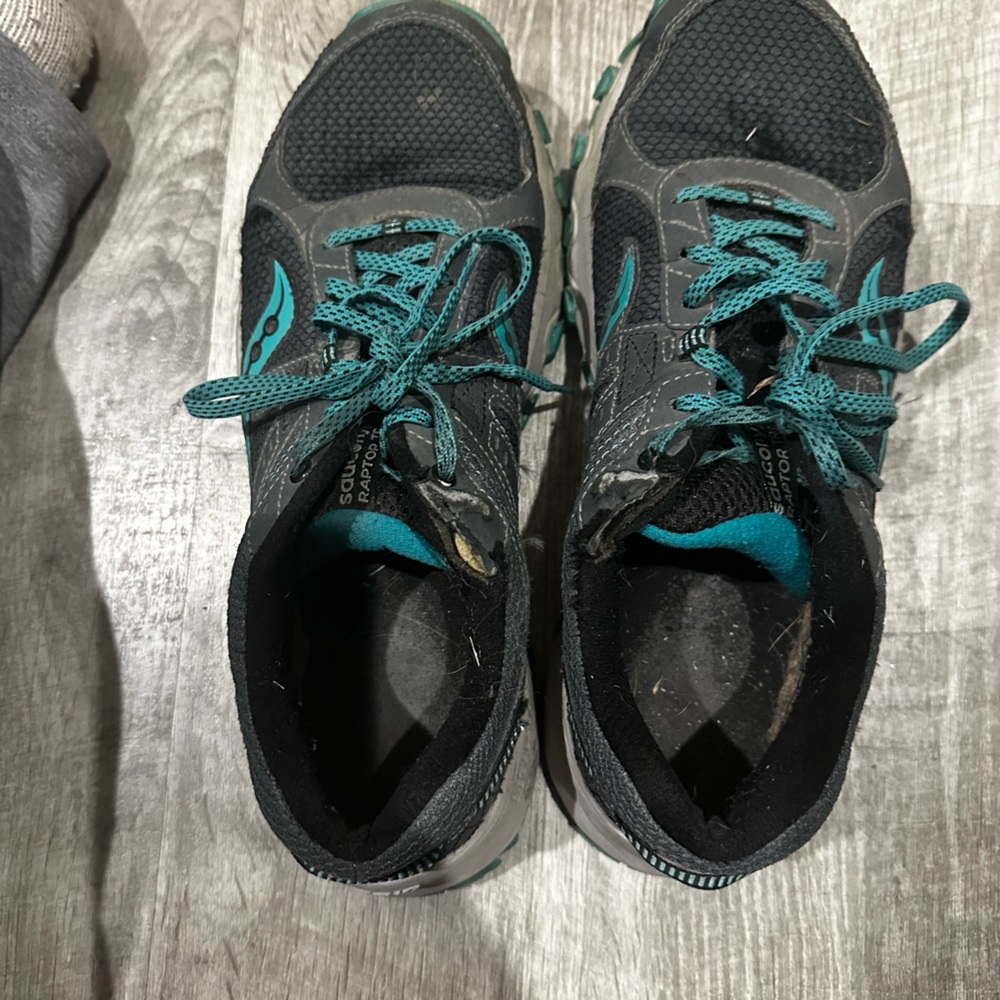 Saucony Women's Black and Teal Running Shoes